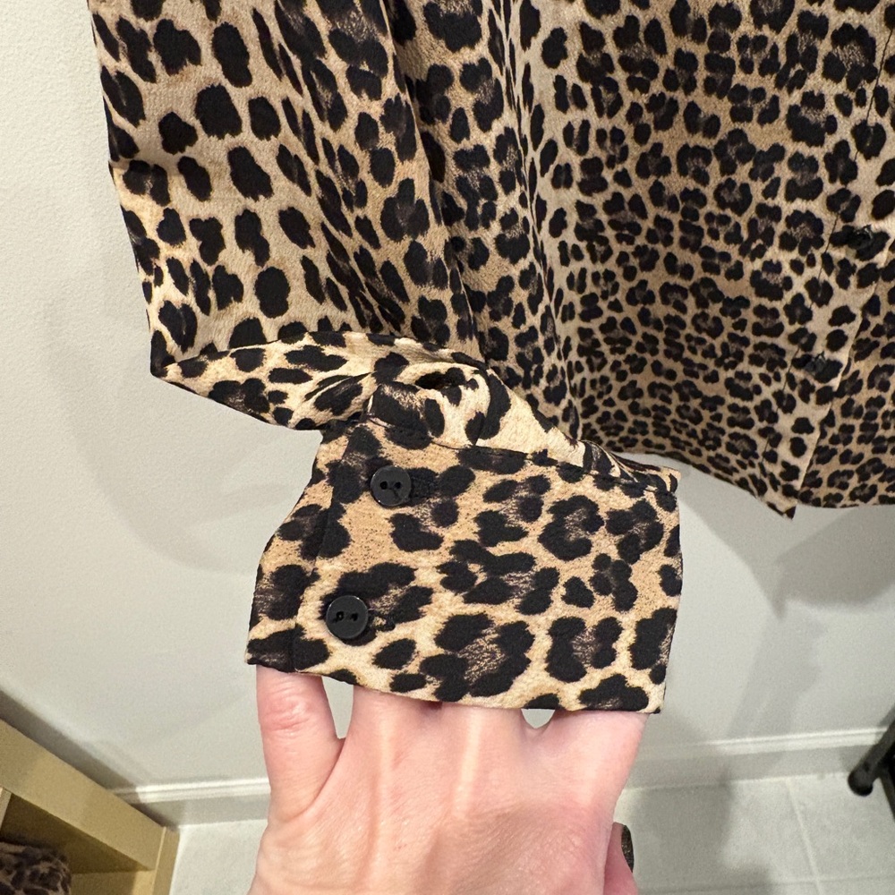 Zara Basic Women’s Button Down Leopard Print Shir… - image 3